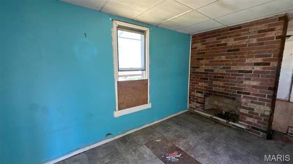 2205 E 24th ST, Granite City, IL 62040