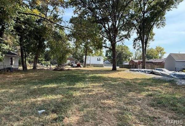 911 Marshall RD, Valley Park, MO 63088