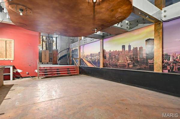 3914 Lindell BLVD, St Louis, MO 63108