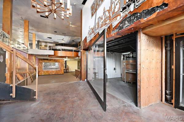 3914 Lindell BLVD, St Louis, MO 63108