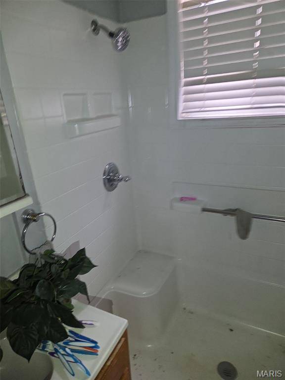 3217 Geitz AVE, East St Louis, IL 62205