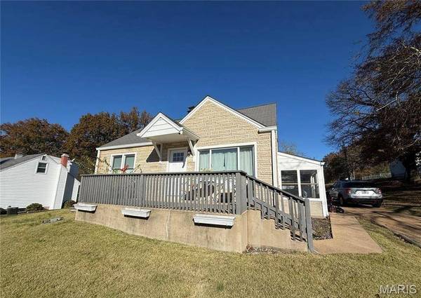 3311 Marbury DR, St Louis, MO 63129