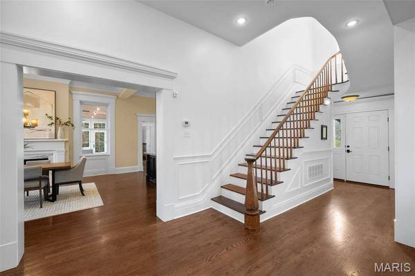 1 Southpoint PL, Washington, MO 63090