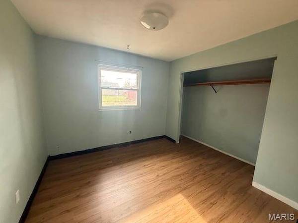 10 Wood DR, Swansea, IL 62226