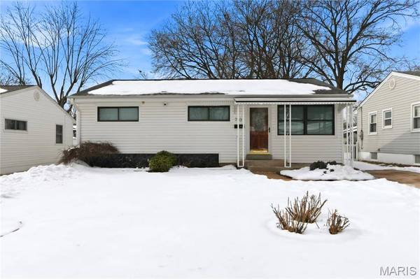 733 Forman RD, St Louis, MO 63123