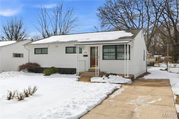 733 Forman RD, St Louis, MO 63123
