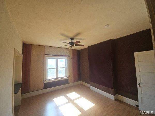5165 Maple AVE, St Louis, MO 63113