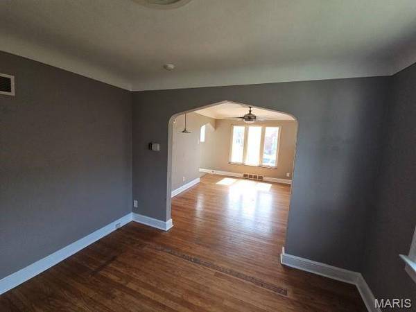 8917 Lucerne CT, St Louis, MO 63136