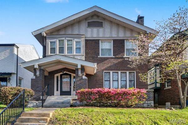7045 Pershing AVE, St Louis, MO 63130