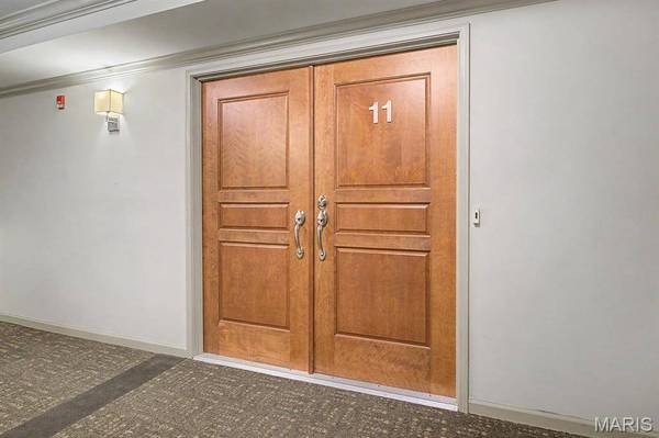 1512 Bedford Forge CT #11, Chesterfield, MO 63017