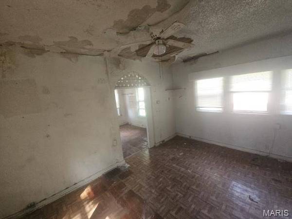 4834 Calvin AVE, St Louis, MO 63115