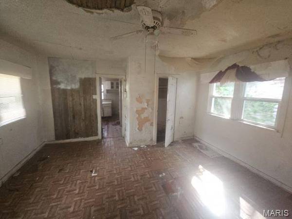 4834 Calvin AVE, St Louis, MO 63115