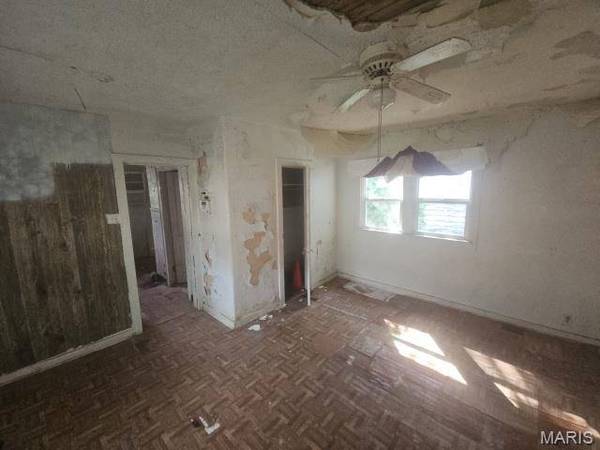 4834 Calvin AVE, St Louis, MO 63115