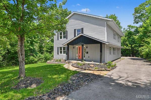 406 Meyer AVE, St Louis, MO 63122