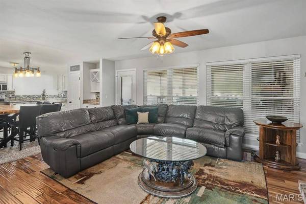 1098 Caleb DR, Arnold, MO 63010