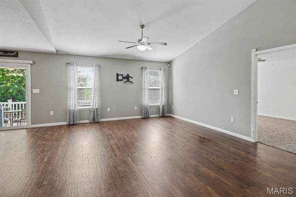 65 Jackson CIR, Festus, MO 63028