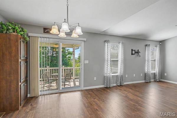 65 Jackson CIR, Festus, MO 63028