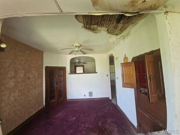 4810 Northland AVE, St Louis, MO 63113