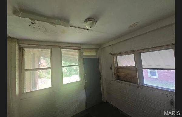4810 Northland AVE, St Louis, MO 63113