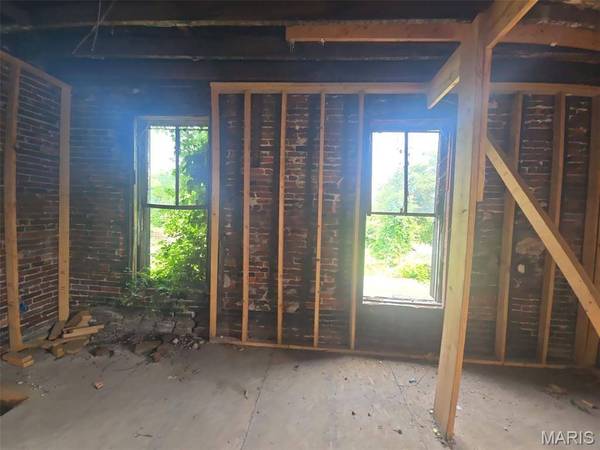 4125 Enright AVE, St Louis, MO 63108