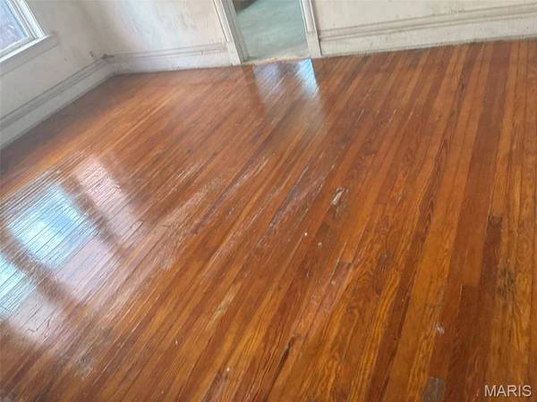 5325 Terry AVE, St Louis, MO 63120