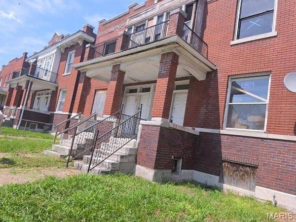 5325 Terry AVE, St Louis, MO 63120