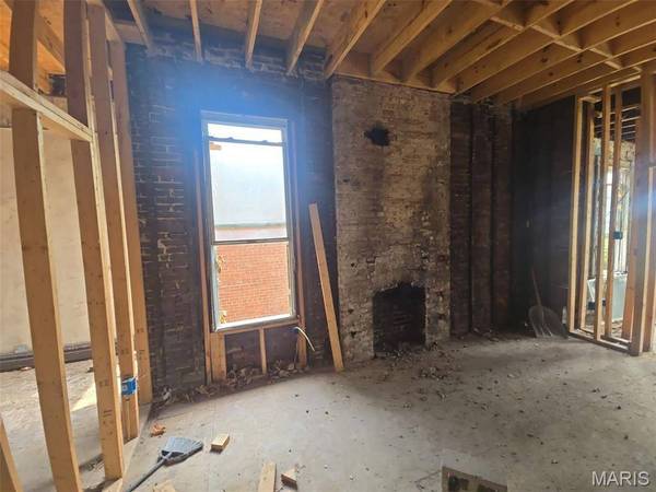 4125 Enright AVE, St Louis, MO 63108