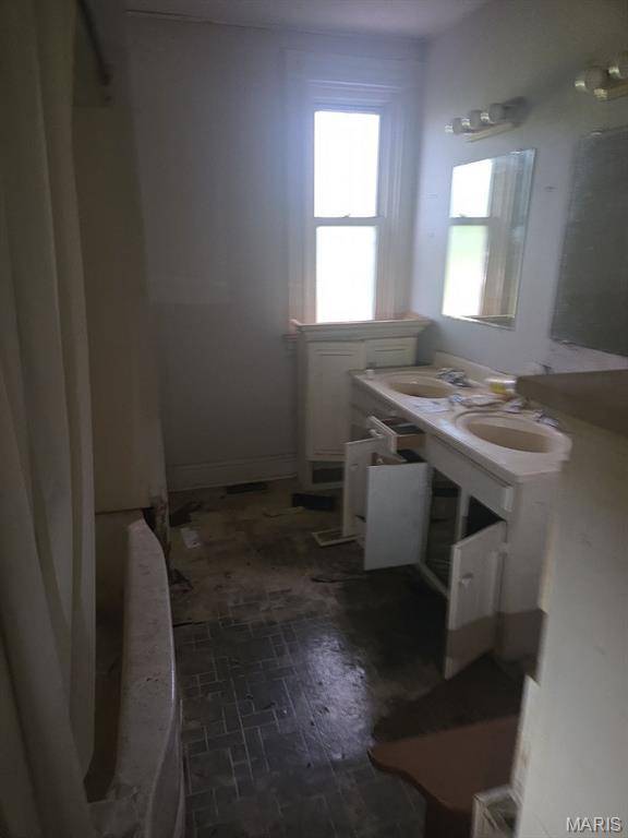 342 Page AVE, St Louis, MO 63119