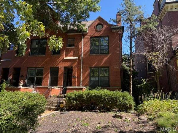 1904 Compton Hill PL