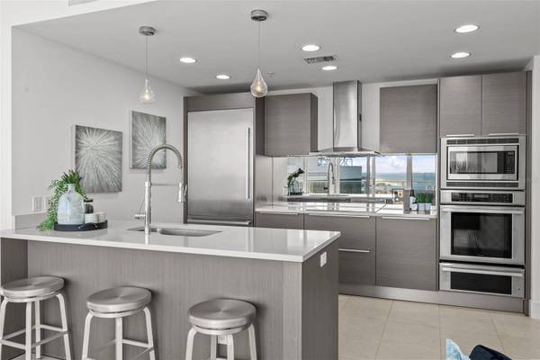 175 1ST ST S #1604, St Petersburg, FL 33701