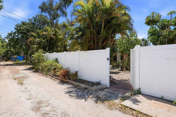 6127 4TH AVE S, St Petersburg, FL 33707