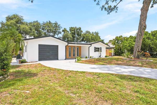 6419 PELICAN DR S, St Petersburg, FL 33707