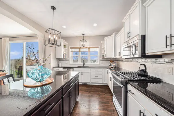 534 Park Place NE Drive, Rockford, MI 49341