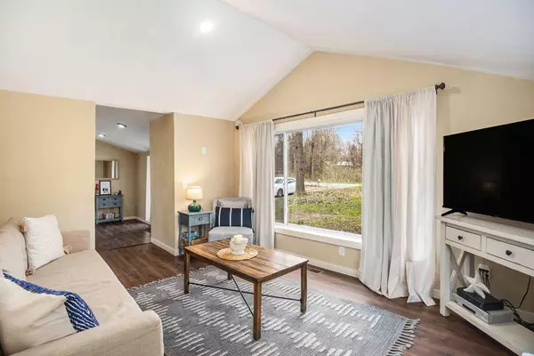 6280 Gleason Road, Saugatuck, MI 49453