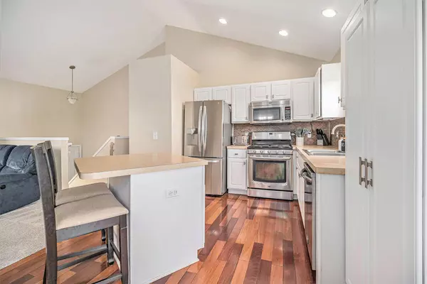 2705 Van Buren Street, Hudsonville, MI 49426