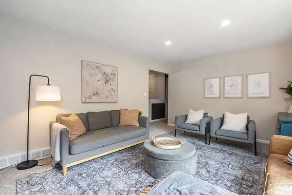 4903 Cedar Ridge NE Drive, Grand Rapids, MI 49525