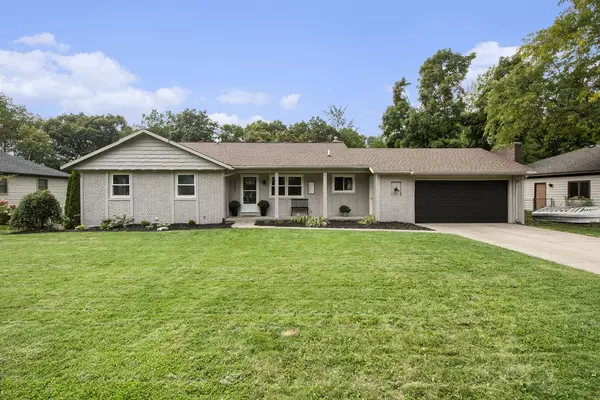 4903 Cedar Ridge NE Drive, Grand Rapids, MI 49525