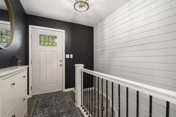 4903 Cedar Ridge NE Drive, Grand Rapids, MI 49525