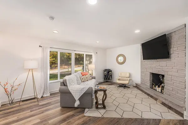 4404 N Division NE Avenue, Comstock Park, MI 49321