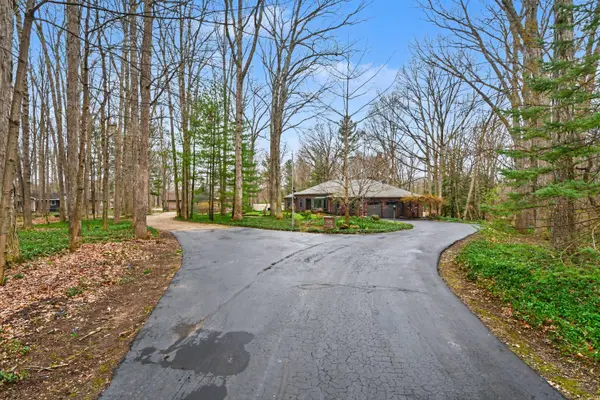 6761 Shady Oak Lane, Hudsonville, MI 49426