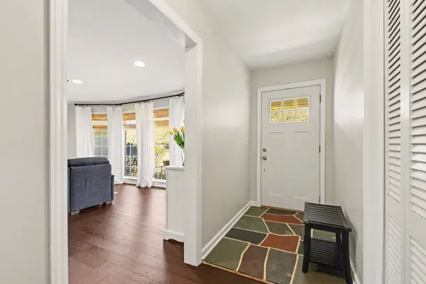 1658 Millbrook SE Street, Grand Rapids, MI 49508