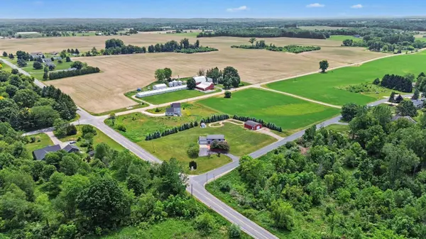 7900 Noffke Drive, Caledonia, MI 49316
