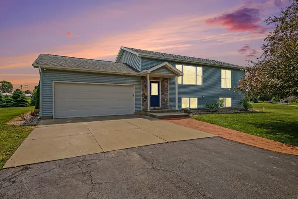 7900 Noffke Drive, Caledonia, MI 49316