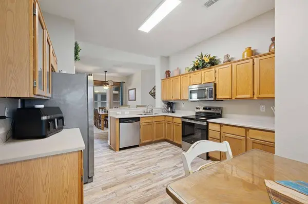 1225 Whitehorse Drive, Lewisville, TX 75077