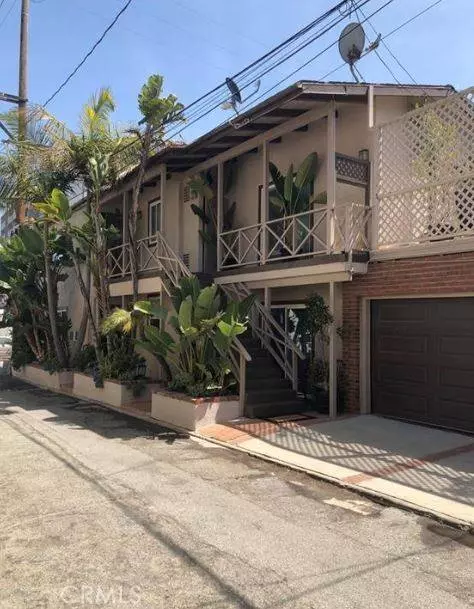 3315 Strongs DR, Venice, CA 90292