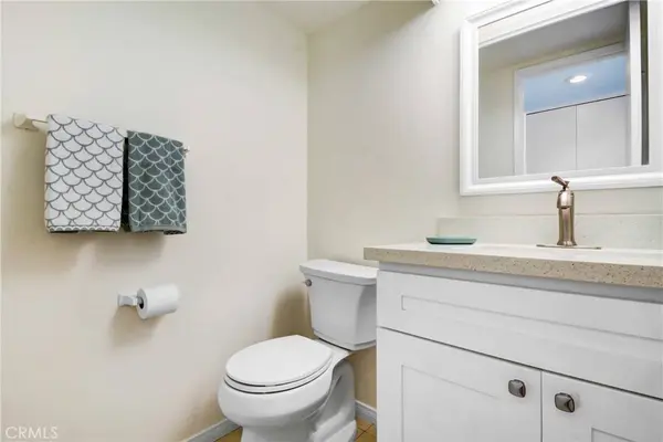863 W 34th ST #A, Long Beach, CA 90806