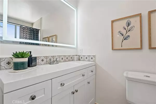 5000 S Centinela #101, Los Angeles, CA 90066