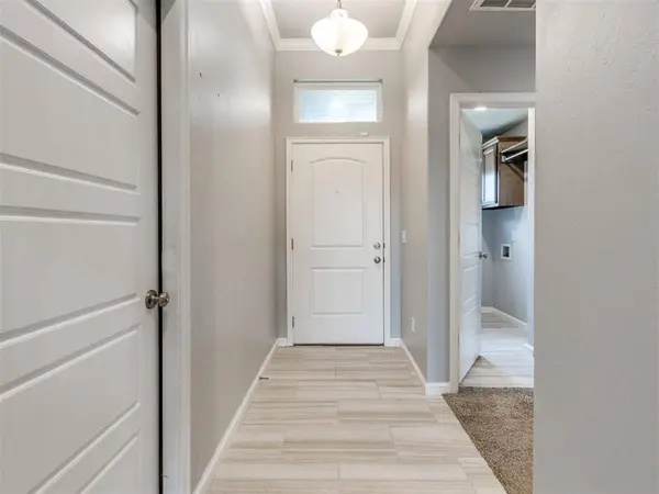 4308 Condor DR, Norman, OK 73072