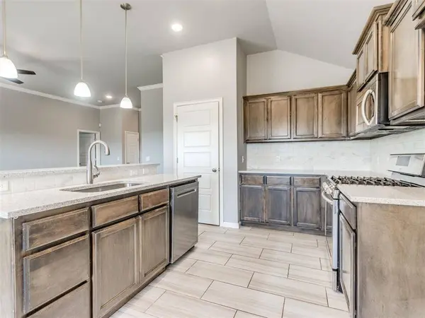 4308 Condor DR, Norman, OK 73072