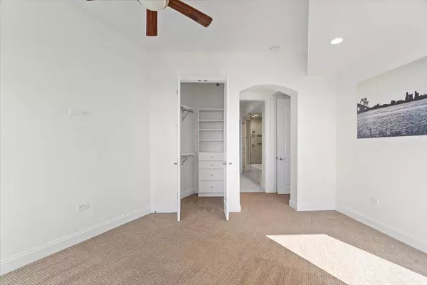 717 RIVERSIDE DR #906, Memphis, TN 38103